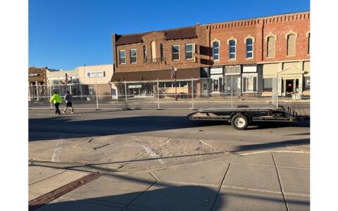 Lyons Collapse barricades