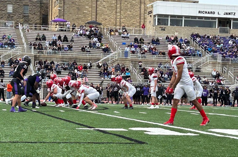 Football Bulldogs Fall to (RV) Southwestern in Season Finale