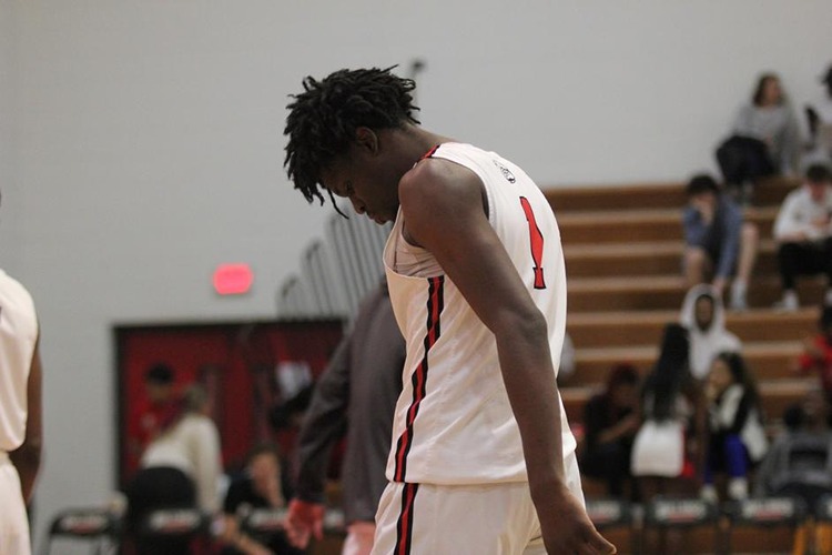 Bulldogs Suffer First Loss of Season to Friends