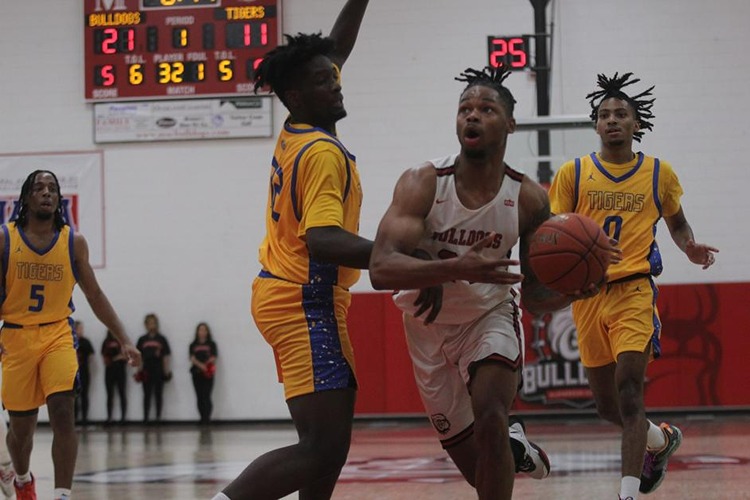 Men’s Basketball Bulldogs Tripped Up at Tabor in Overtime