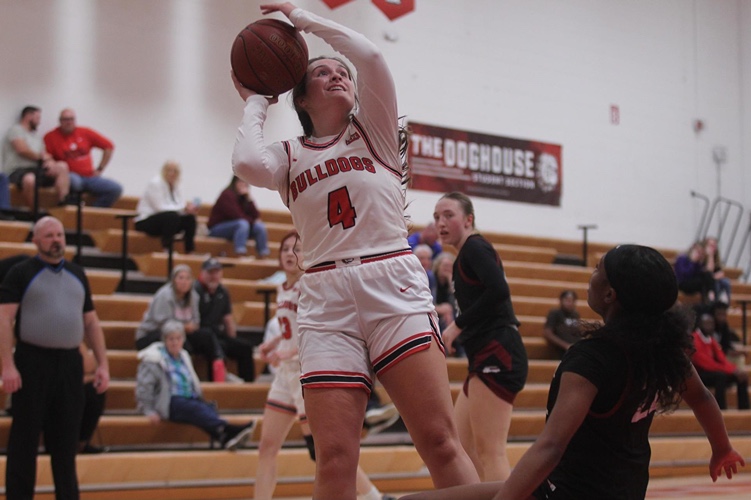 Women’s Basketball Bulldogs Secure First KCAC Win