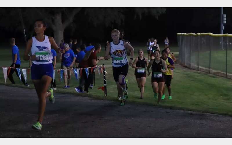 Tigers Cross Country Opens Season at Hutchinson