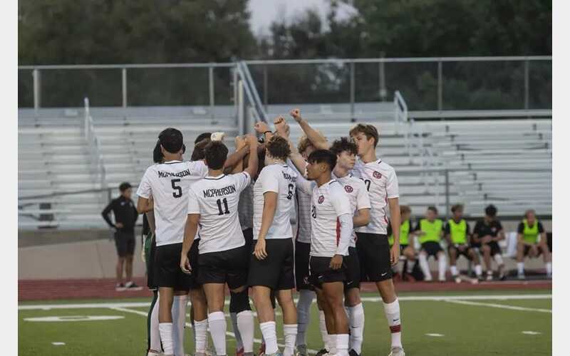 Bulldogs Men’s Soccer Rolls over Avila To Secure 3rd Straight Win
