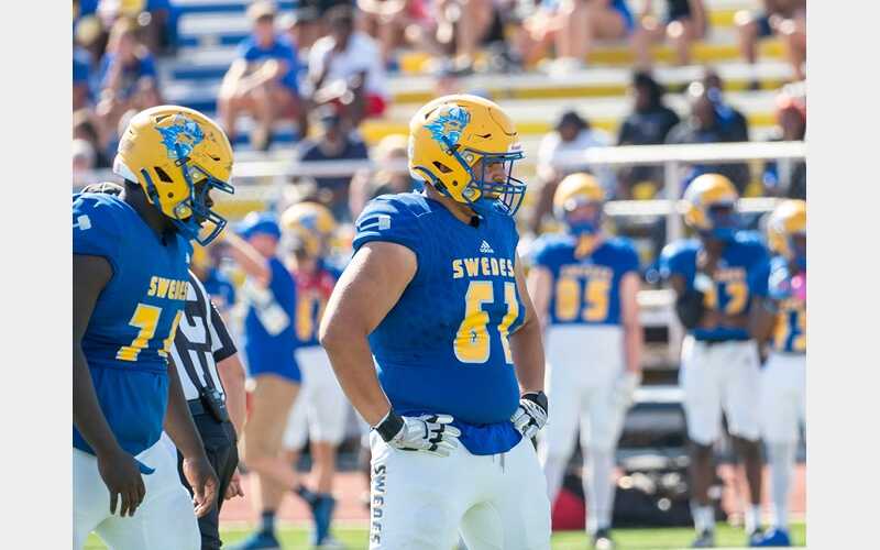 Defense Forces 4 Turnovers; Football Swedes Fall to No. 20 Valor