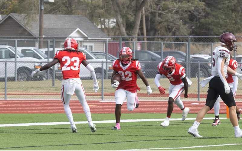 Football Bulldogs Rout Bethel for Sixth Straight Win