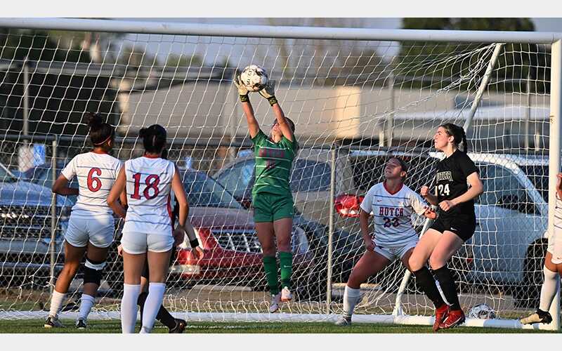 Hutchinson CC Women’s Soccer’s Slothower Plays Huge to Earn 0-0 Draw with Grizzlies