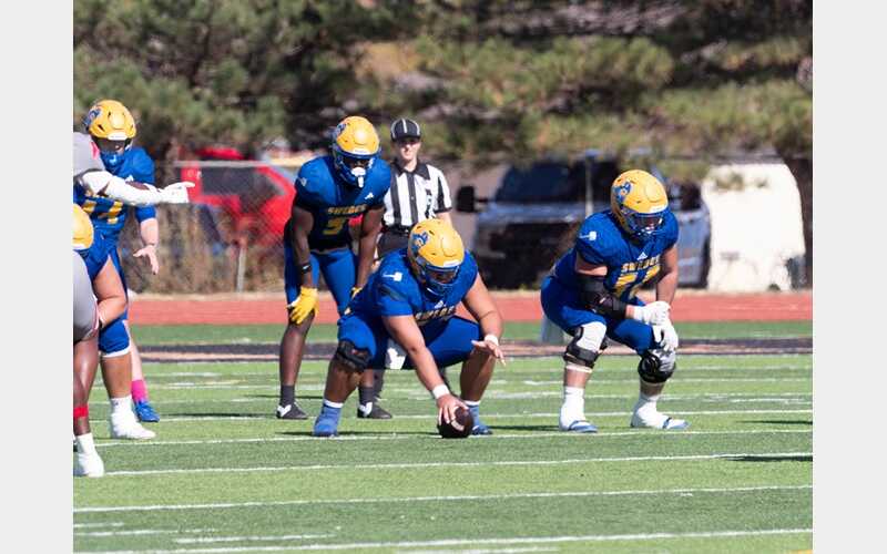Football Swedes’ Struggles Continue Against (RV) Moundbuilders