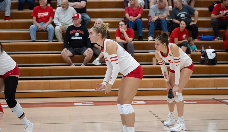 No. 17 Bulldog Volleyball Sweeps Avila To Secure 15th Straight Win