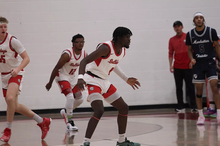 Men’s Basketball Bulldogs’ Comeback Bid Falls Short