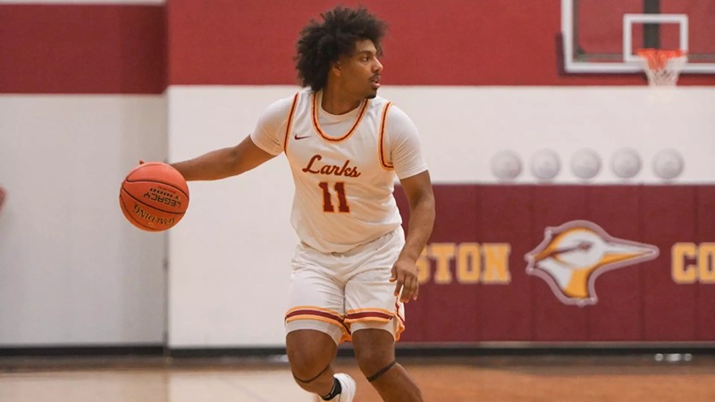 Hesston Men’s Basketball Falls in KC