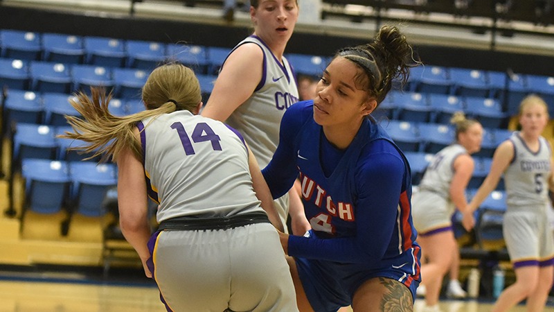 Fast Start Propels No. 1 Women Blue Dragons Past Indy