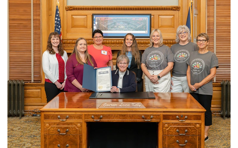 Governor Kelly Proclaims August as Kansas Farmers’ Market Month