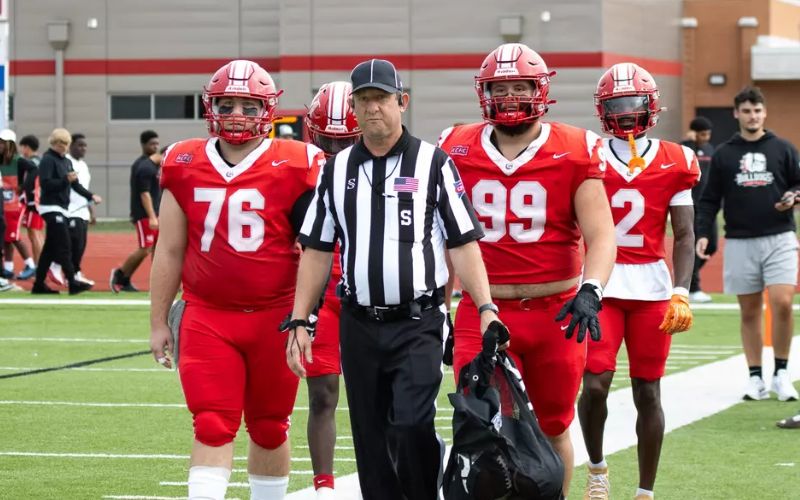 McPherson Football Holds Off No. 22 Evangel 17-10