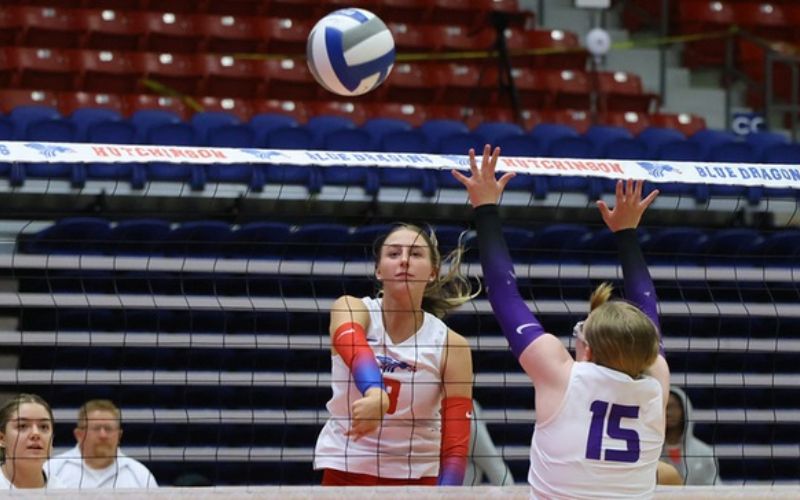 Dragon’s Volleyball Finish Classic with Dominant Victory