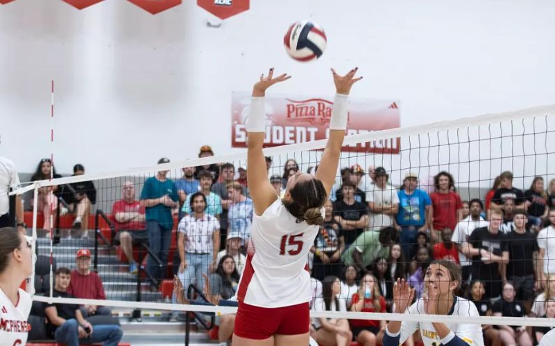 McPherson Volleyball Stays Hot With Clean Sweep Over Saint Mary