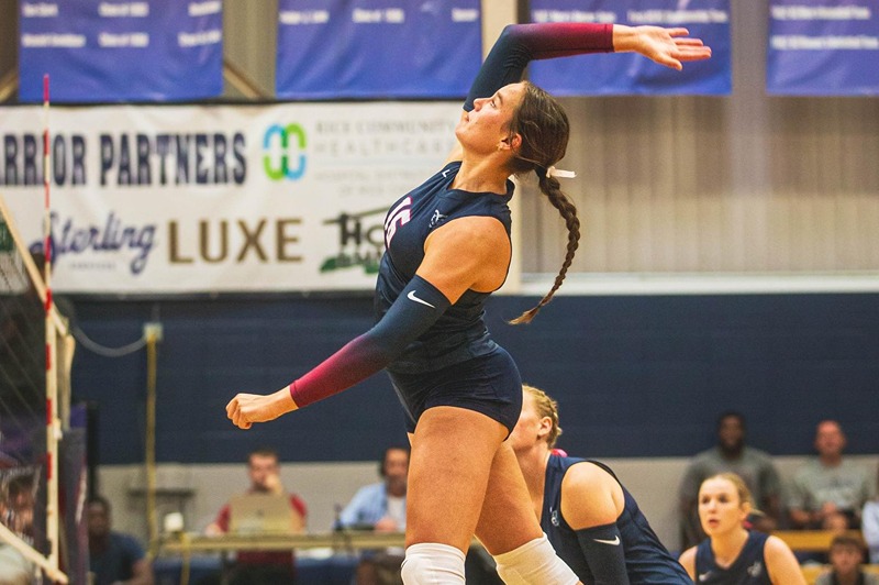 Lady Warriors sweep Mustang Invitational