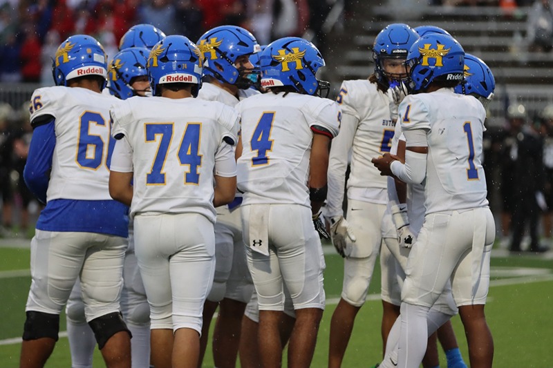 Salthawks Can’t Keep Up With Derby in Second Half