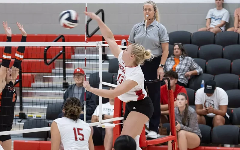 McPherson Shines in Iowa, Goes 3-0 at St. Ambrose Invitational