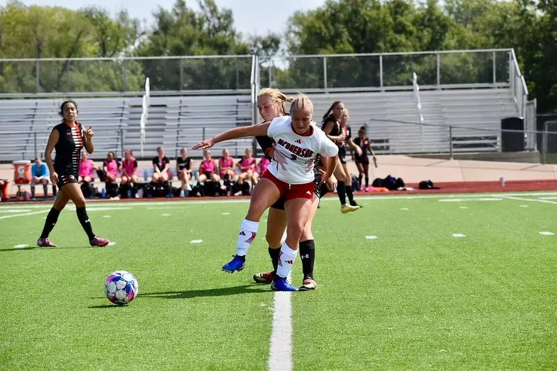 Jones’ Penalty Kick Lifts Bulldogs to 1-0 Victory Over Tigers