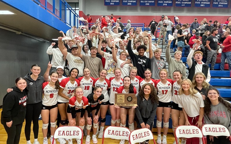 Six Volleyball Bullpups Named All-League, Doile Co-Player of the Year