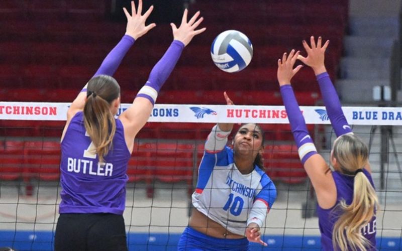 Blue Dragon Volleyball Earns 4-Set Road Victory at Seward County