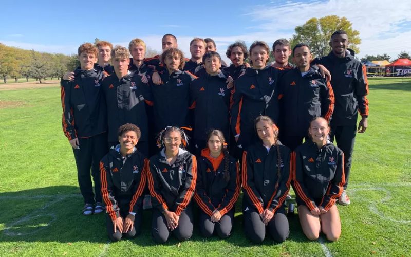Neosho Cross Country Succeeds at Regionals in Colby