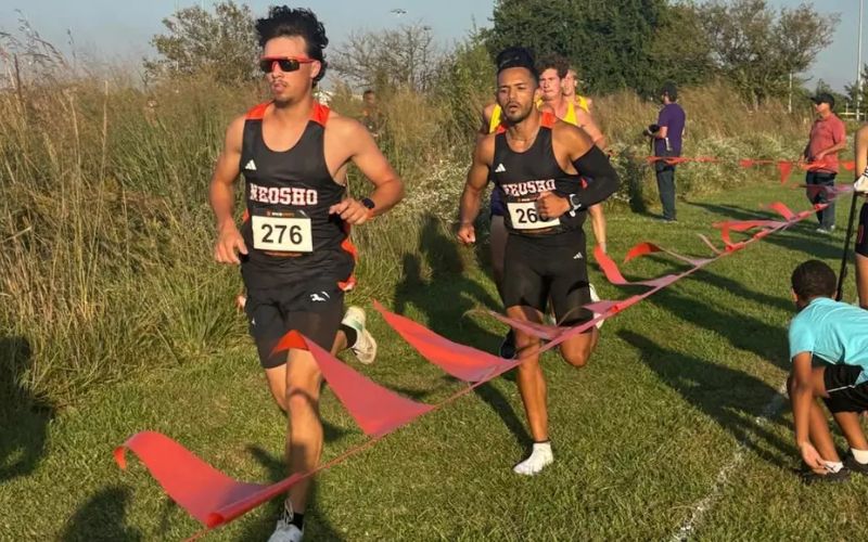 Men’s XC Takes Crown at Home Meet