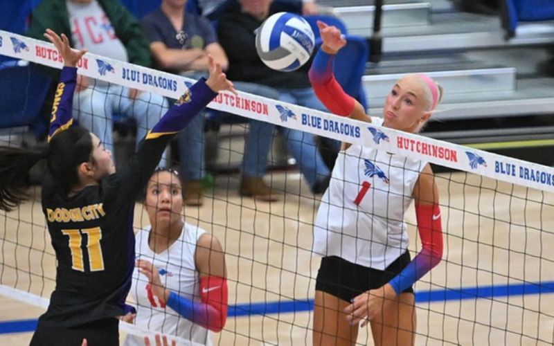 Blue Dragon Voleyball Falls in 4 To Conquitadors