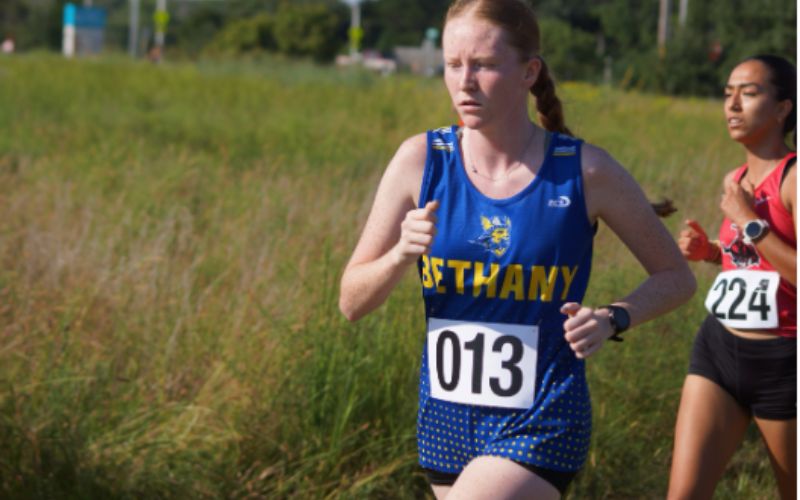 Swedes Cross Country Have Numerous PR’s in the Blazing Tiger Classic