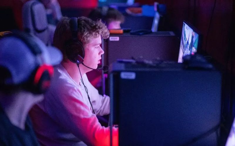Larks Esports Pick Up Key Wins Against Nebraska–Omaha and Emporia State