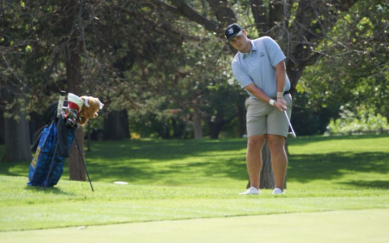 Swede’s men’s Golf Compete in Battle at The Dance