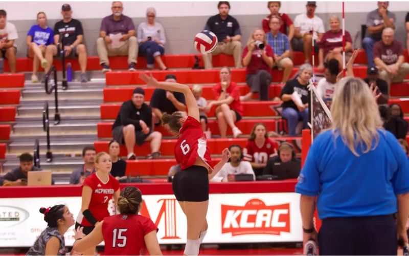 Bulldog Volleyball Defeats Bethel 3-1 to Improve to 6-0 in KCAC Play