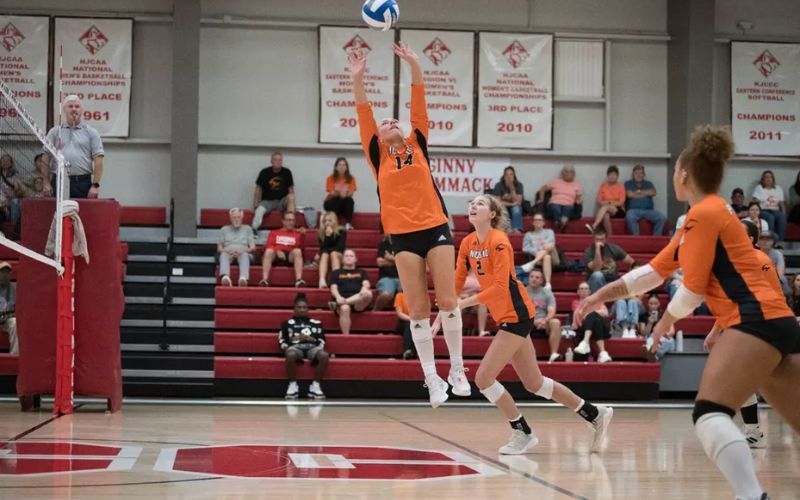 Neosho Volleyball Carrying Momentum into Tournament Weekend