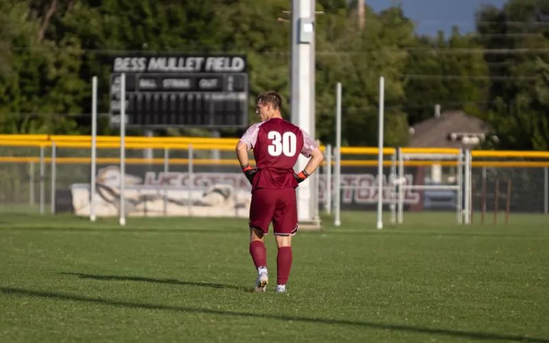 Radu’s Penalty Kick Lifts Larks Women’s Soccer to 1–0 Win Over Tabor