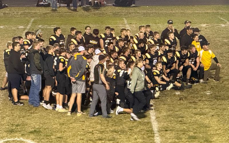 Indians Defeat Pratt 57-7 in Class 3A Sectional Matchup Friday