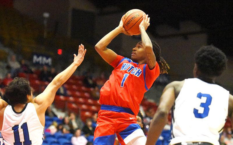 Shaw Pours in 37 as Dragon Men’s Basketball Rebound to Defeat Lamar