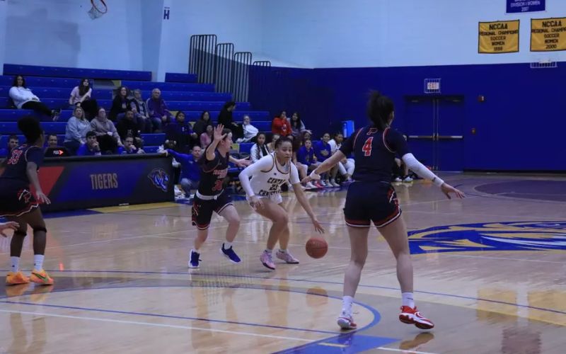 Tiger Women’s Basketball Bounce Back With Road Win at Manhattan Christian