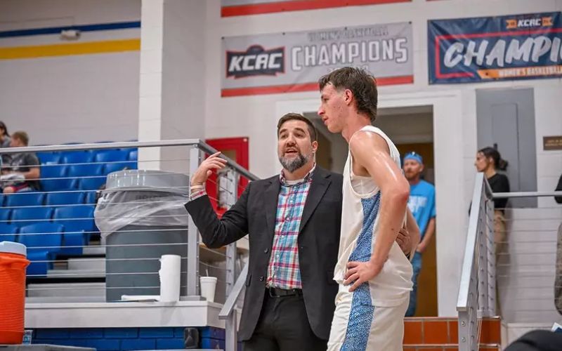 Bluejay Men’s Basketball runs out of gas in Final Minutes ,Come up just short against Ottawa