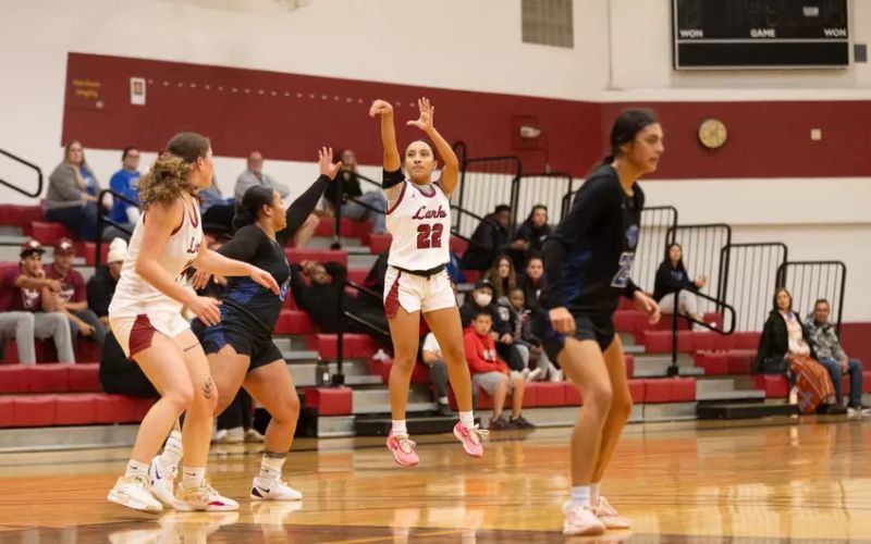 Larks Women’s Basketball Win Two in Missouri