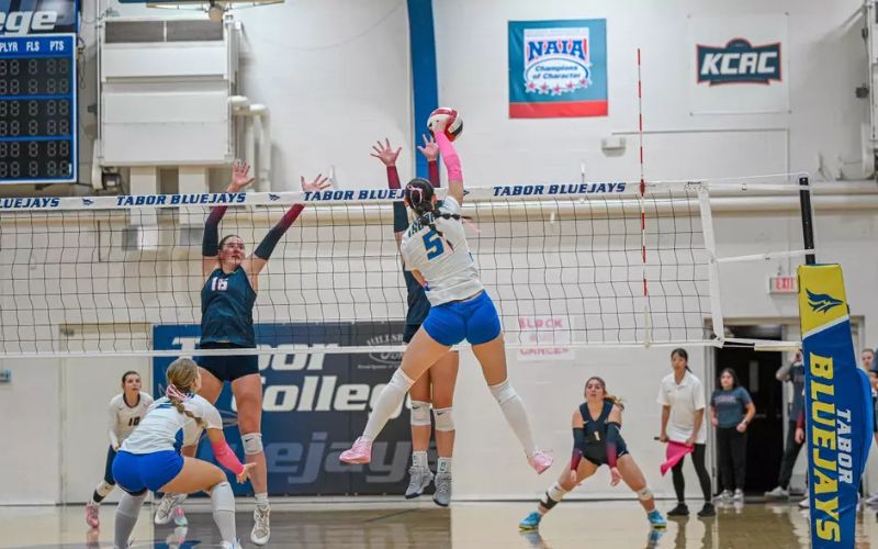 Bluejay Volleyball No Match for Strong Evangel Squad