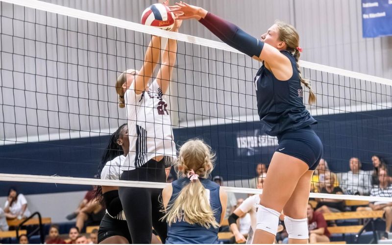 Lady Warriors fall to Swedes in straight sets