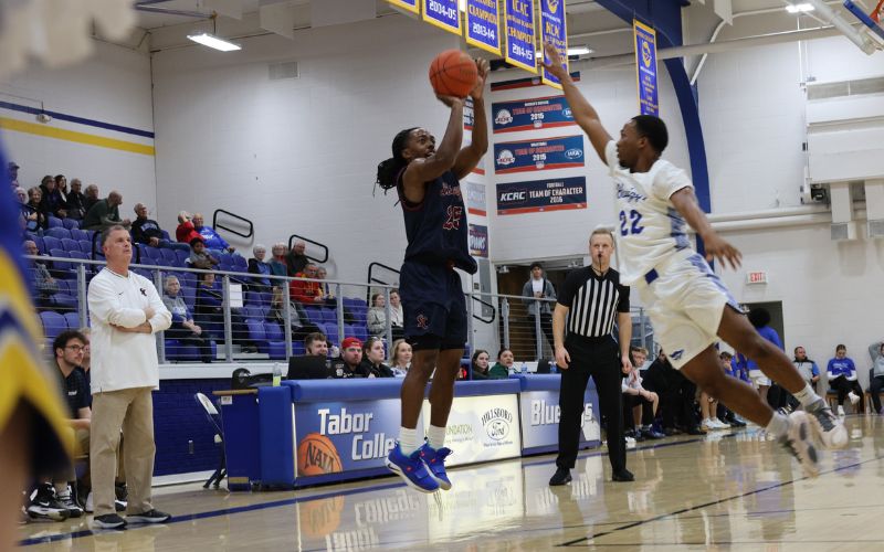 Sterling drops two games in Central Christian Classic for Christ