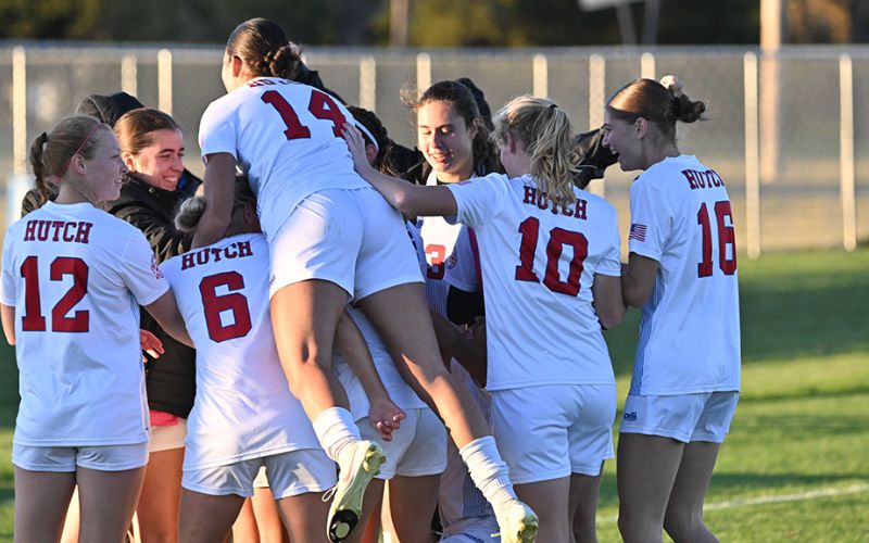 Tamaki OY goal Sends Dragon Women’s Soccer into Region 6 Semis