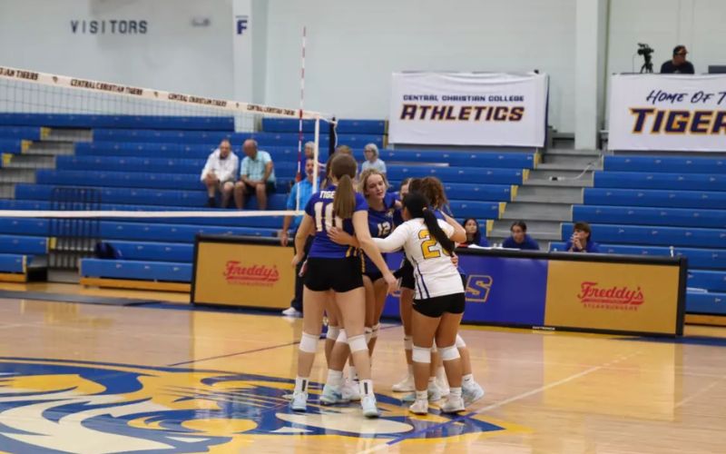Tiger Volleyball Falls to SAC-Leading Rams