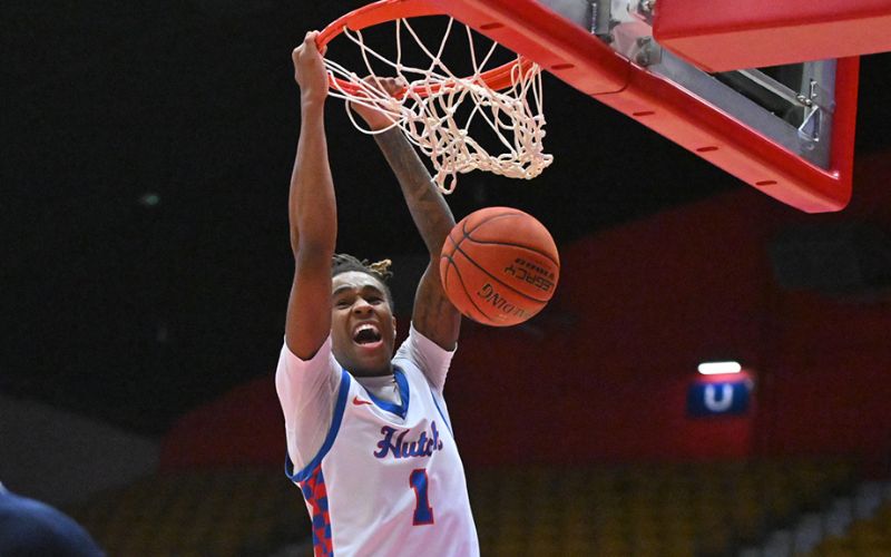 Dragon Men’s Basketball Chalk up 18th-Straight Home Opening Victory