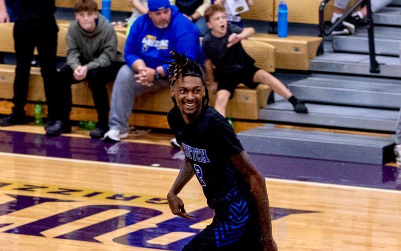 Late 3 Caps Blue Dragon Men’s Basketball Comeback at Butler