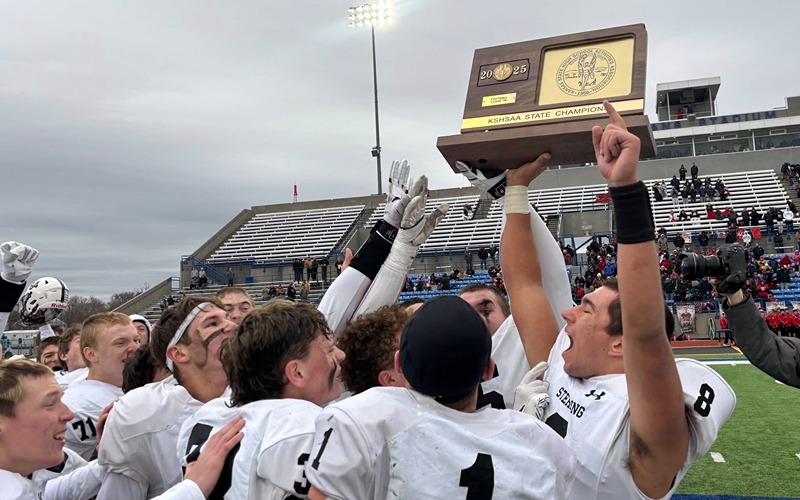 A Sterling Friday! Black Bears Score Late, Secure 1A State Championship