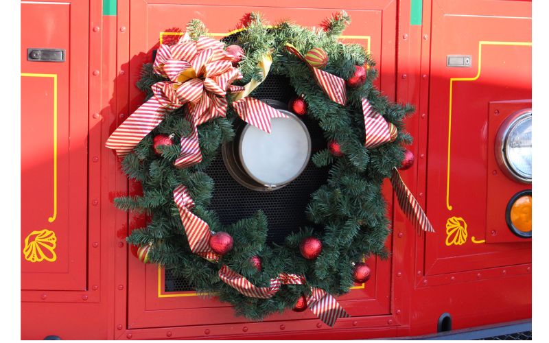 McPherson Holiday Light Trolley Tours