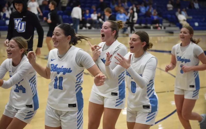 Lady Bluejays bounce back with Road win over Eagles