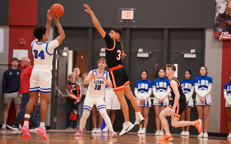 Inman Girls, Boys Post Cictories over Lyons in Moundridge Preseason Tournament